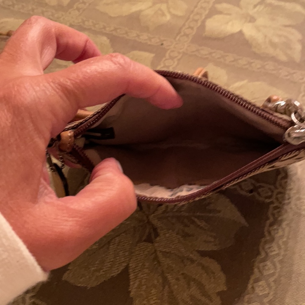 Coach wristlet - Picture 3 of 5